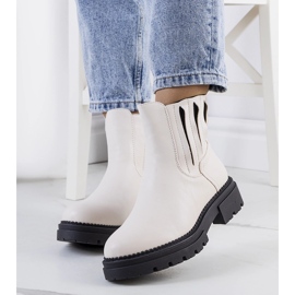 Beżowe botki beżowy 1