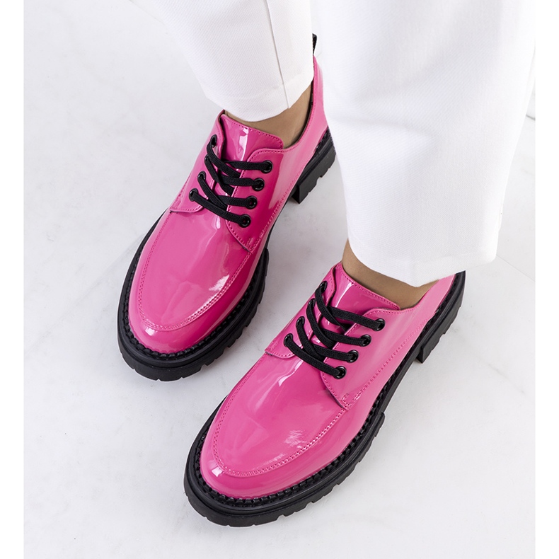 PA1 Różowe lakierowane półbuty Tianna 1