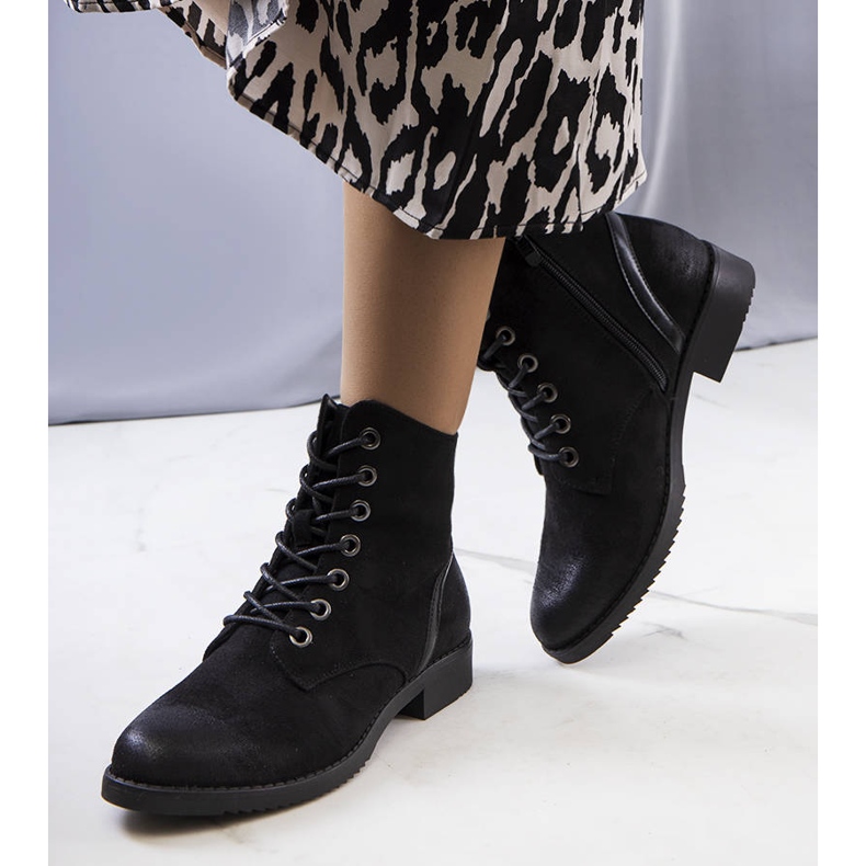 BM Czarne klasyczne botki Lizeth 1