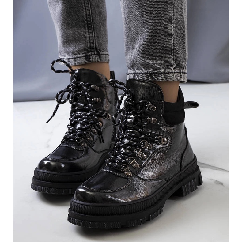 Szare lakierowane botki Prepo czarne 1