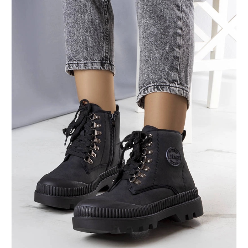 Czarne ocieplane botki LCJ-22-44-1338L Lee Cooper 1
