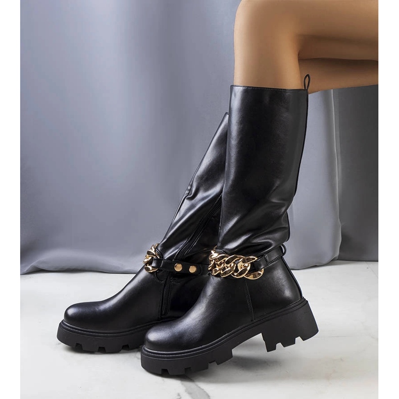 Czarne ocieplane kozaki Cortino 1