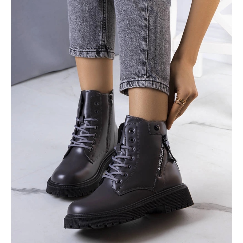 Szare ocieplane traperki Anja 1