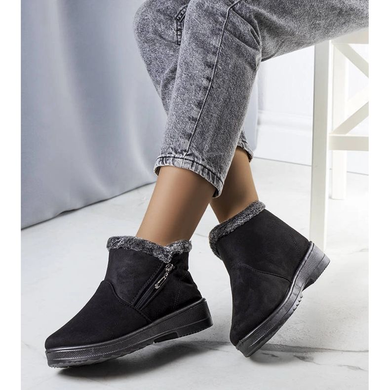 Czarne ocieplane śniegowce z futerkiem Wren 1