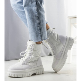 BM Białe ocieplane śniegowce Arinna 1