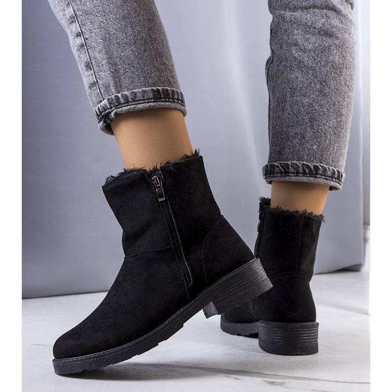 BM Czarne botki ocieplane Salona 1