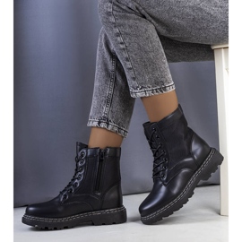 Czarne ocieplane traperki Krylo 1