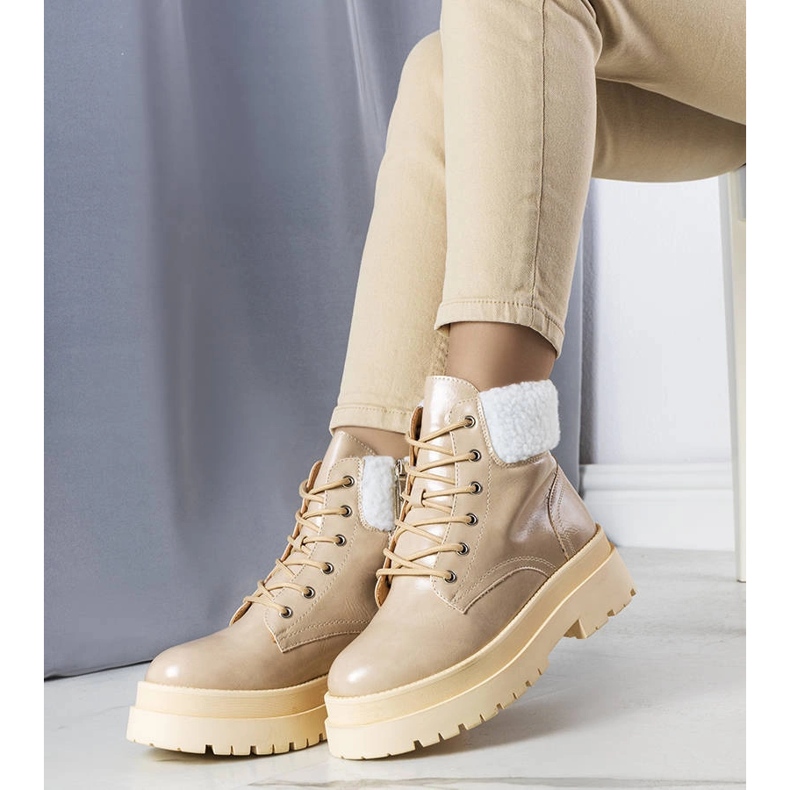 Beżowe ocieplane botki z kożuszkiem Bryas beżowy 1