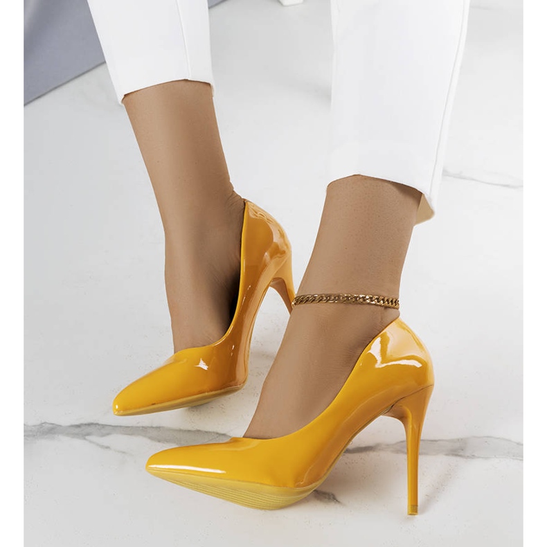 BM Pomarańczowe lakierowane szpilki Tiffany 1