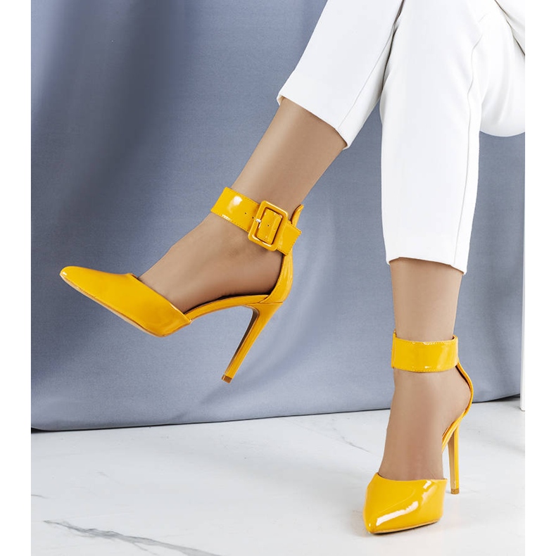 BM Pomarańczowe lakierowane szpilki Sonya 1