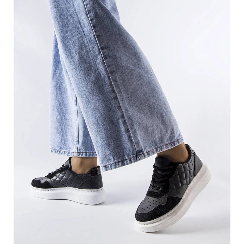 Czarne sneakersy damskie Latoya 1