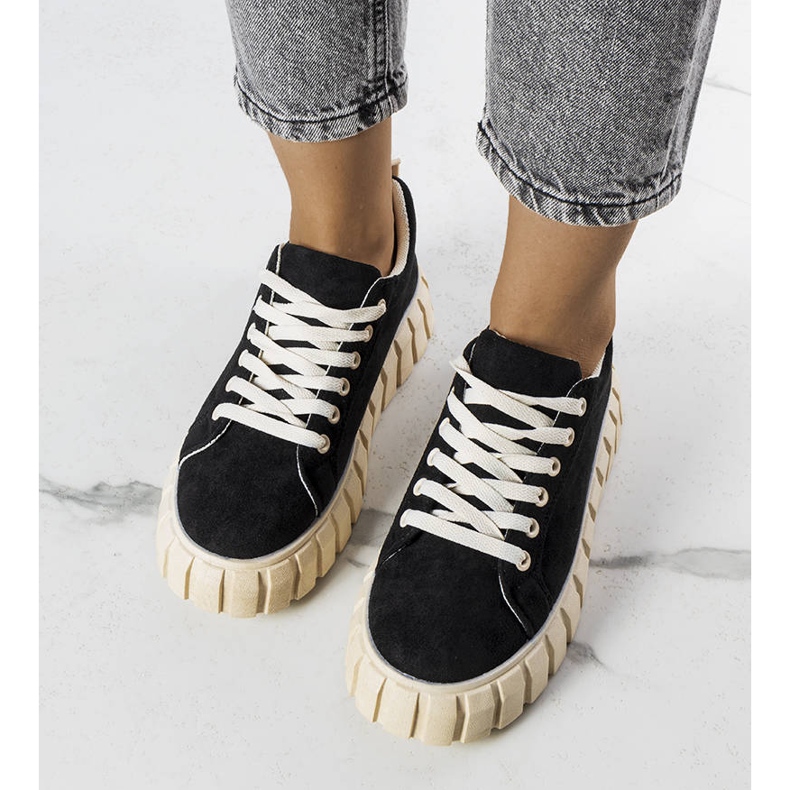 BM Czarne sneakersy na platformie Pamela 1