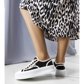 PA1 Czarne trampki na platformie Connie 1