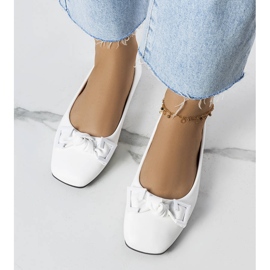 Białe balerinki z kokardką Tabitha 1
