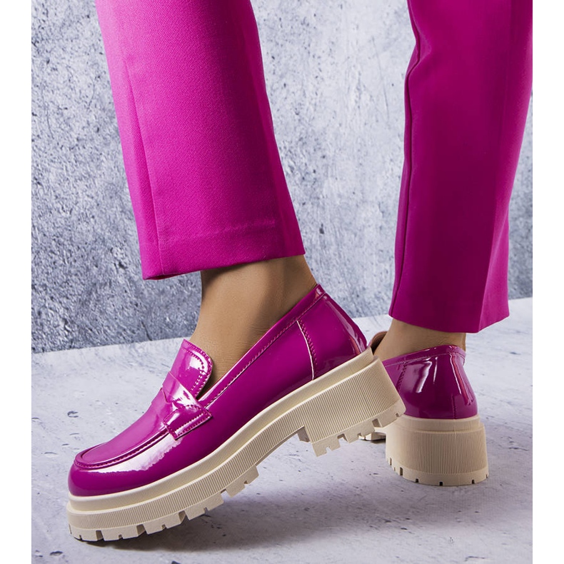 Różowe lakierowane półbuty Phaneuf 1