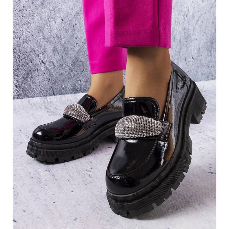 Czarne lakierowane półbuty z cyrkoniami Mouss 1