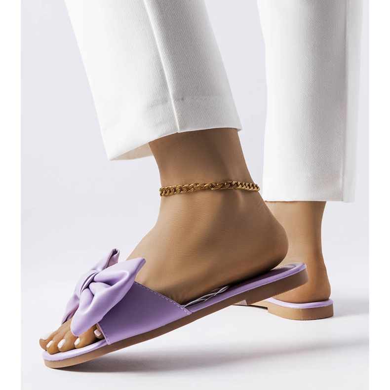 Fioletowe eleganckie klapki z kokardą Garnier 1