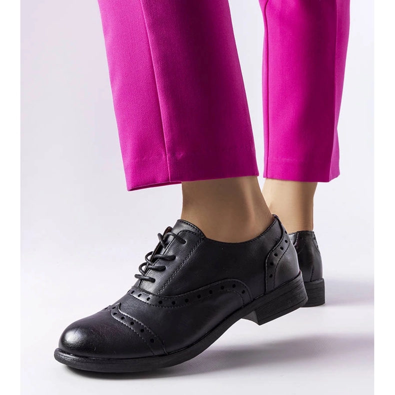 Czarne półbuty LS5379 Black 1