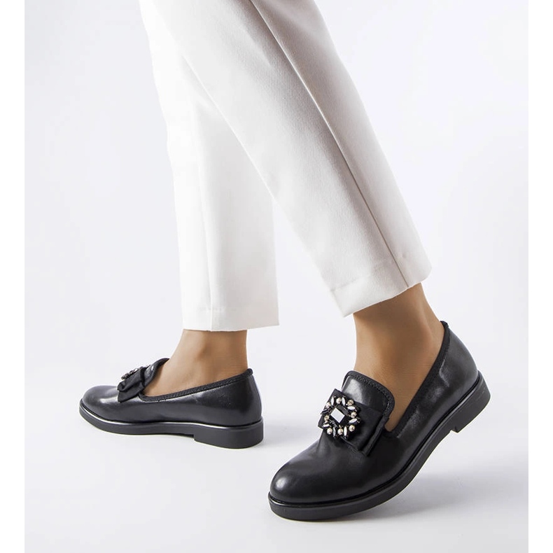 Czarne półbuty z aplikacją Béland 1