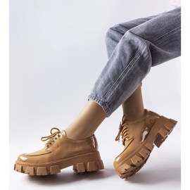 Brązowe lakierowane półbuty Beccadelli 1