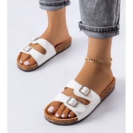 Białe klapki na korkowej podeszwie Cincinna 1