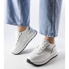 Białe sneakersy z brokatowymi wstawlami Lang 1