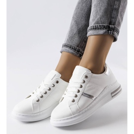 Białe sneakersy z wstawkami Deans 1
