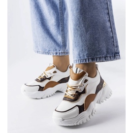 Białe sneakersy na nieregularnej podeszwie Alta 1