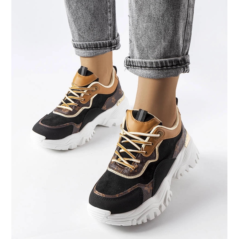 Czarne sneakersy na nieregularnej podeszwie Alta 1