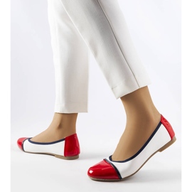 Biało-czerwone balerinki Salmons białe 2