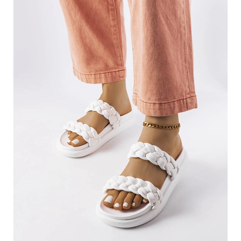 Białe klapki Angas 1