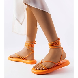 Pomarańczowe wiązane sandały Laurence 1
