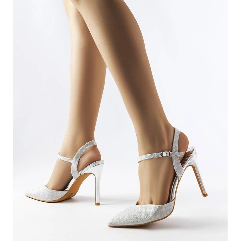 Srebrne błyszczące szpilki Gallia srebrny 2