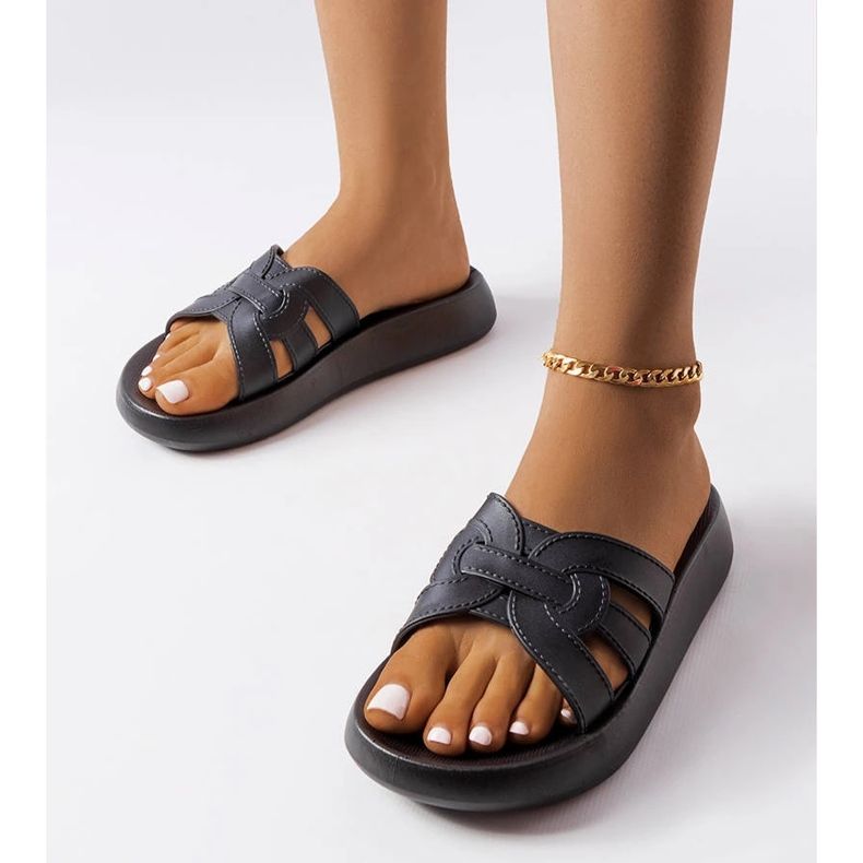 Czarne gumowe klapki Coudert 1