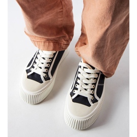 Czarne trampki na platformie Castanthei 1