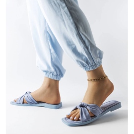 Niebieskie klapki z eko-zamszu Pride 2