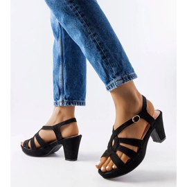 Inna Czarne sandały na słupku Monjeau 1