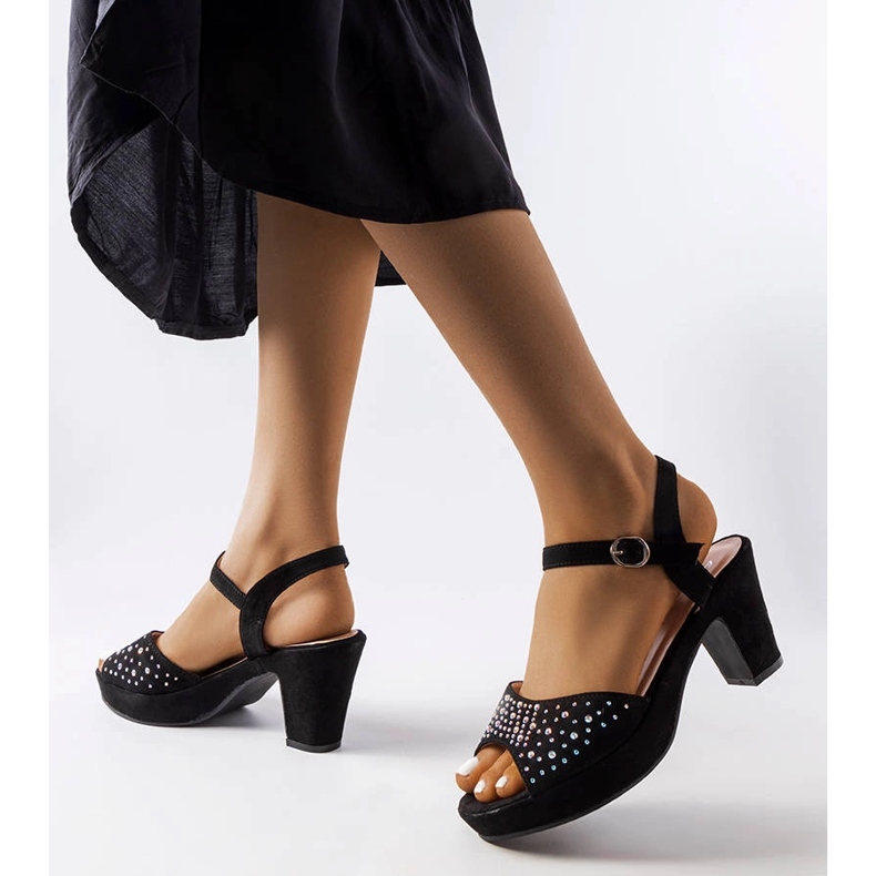 Inna Czarne sandały na słupku Beltane 1