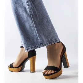 Inna Czarne sandały na wysokim słupku Selsa 1