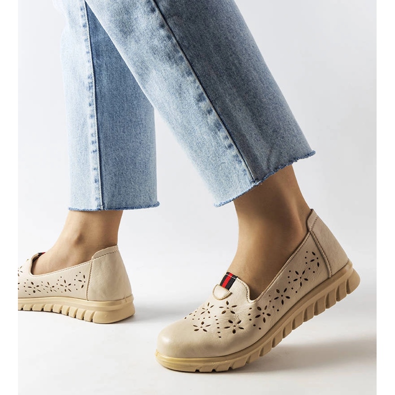 Beżowe lekkie mokasyny Joli beżowy 1