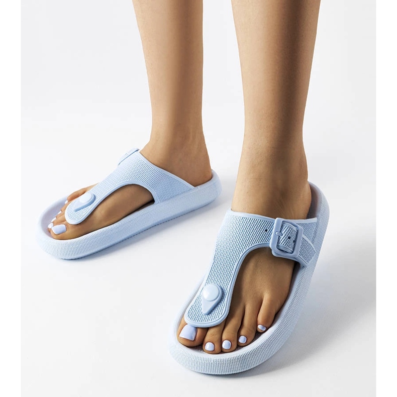 Niebieskie japonki na platformie Moretti 1