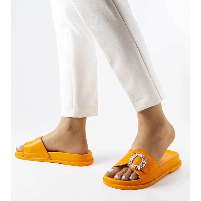 Pomarańczowe klapki zdobione cyrkoniami Griegsvei 2