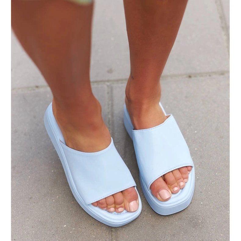 Niebieskie klapki na platformie Orsola 2