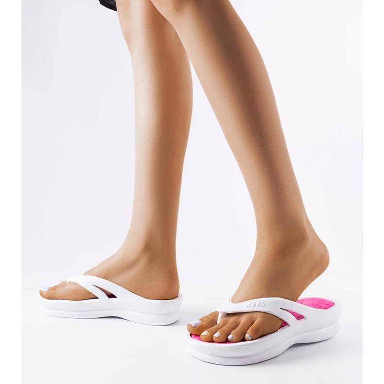 Białe lekkie japonki Isla 2