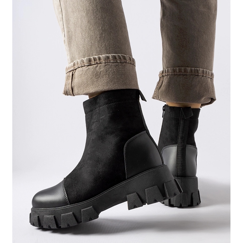 Czarne workery eko-zamsz z bieżnikiem Milo B026-17 Black 1