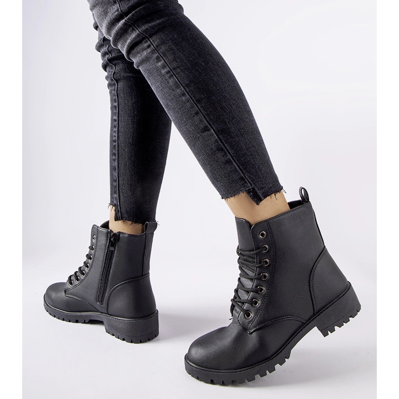 Inna Czarne klasyczne ocieplane trapery Rosing 1