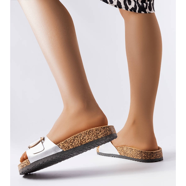 Srebrne klapki z klamerką Benoit srebrny 1