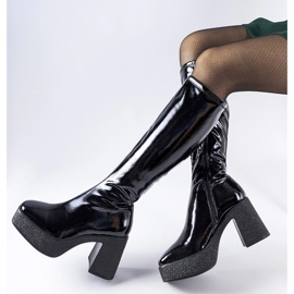 Inna Czarne lakierowane kozaki na słupku Fecteau 2