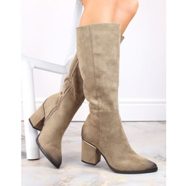 Zamszowe kozaki ocieplane Potocki W WOL190B beżowe 1