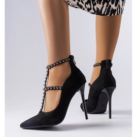 BM Czarne szpilki zdobione paskiem Prunella 2